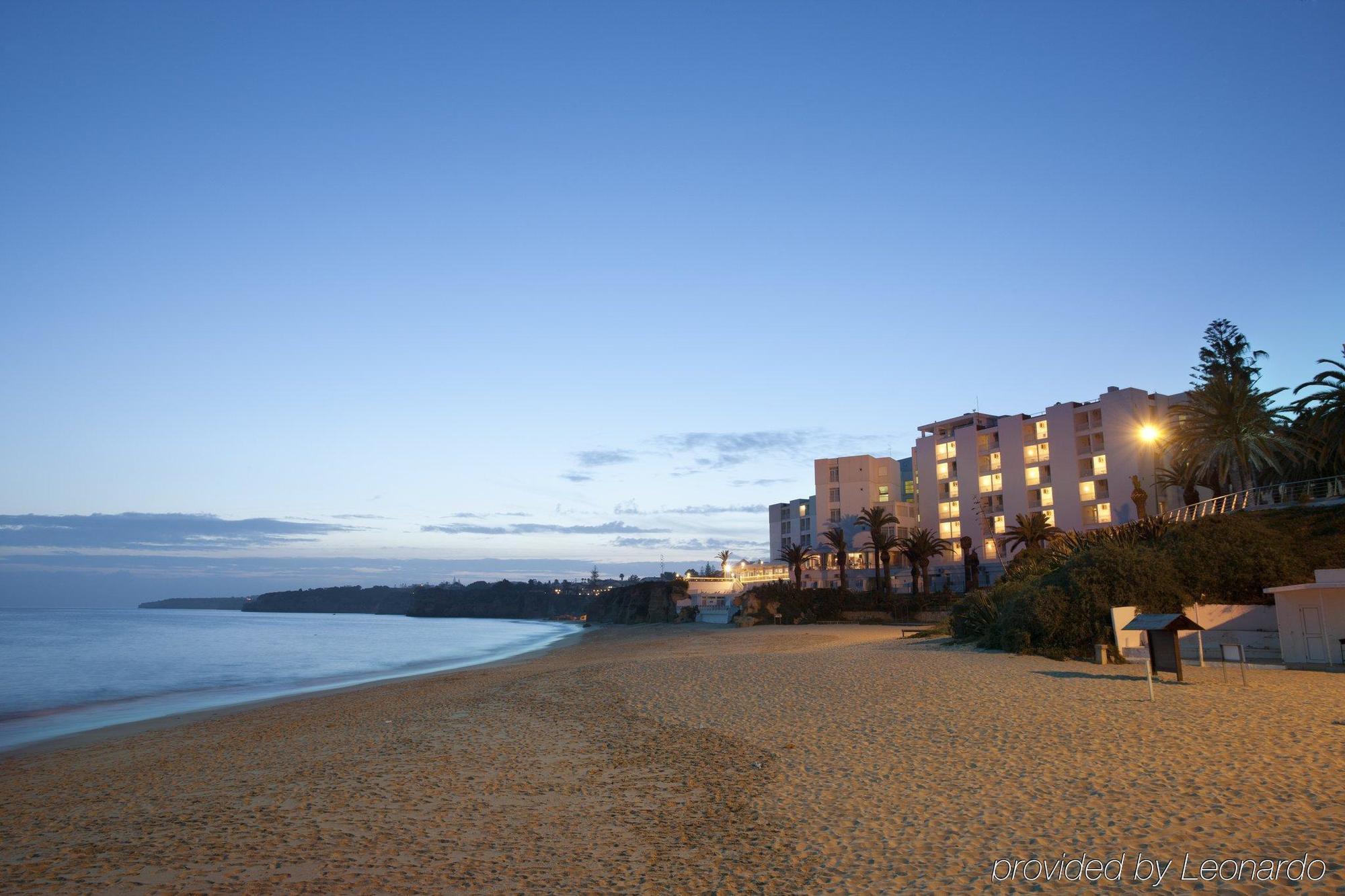 Holiday Inn Algarve - Armacao De Pera, An Ihg Hotel Зручності фото